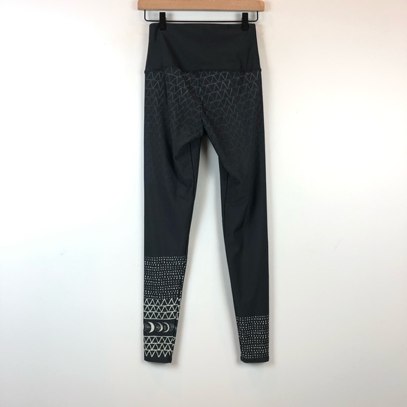 ONZIE High Rise Graphic Legging Las Lunas - Picture 5 of 11